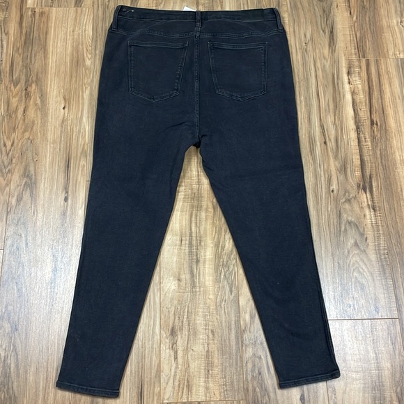Madewell 10” High-Rise Skinny Jeans in Starkey Wash, Size 35 - Picture 6 of 17